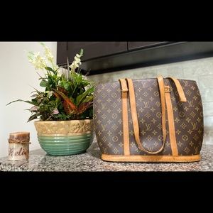 Authentic Large Louis Vuitton Babylone
